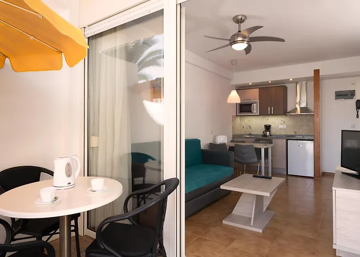 דירה Montemayor *