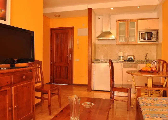 Montemayor פלאייה דל אינגלז