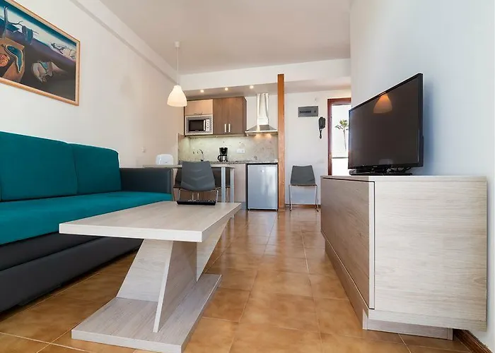 Montemayor פלאייה דל אינגלז